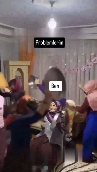 DAİMA VAR OLDUKLARINI HATIRLATIYORLAR 😝