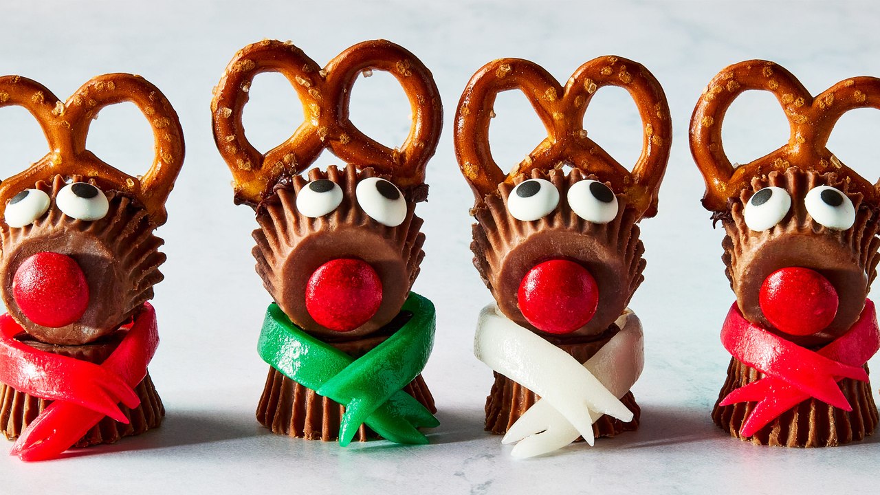 Reese's Rudolph Bites Get The Whole Family In On The Reindeer Games
