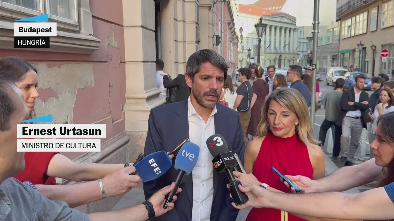 Díaz y Urtasun llegan a Budapest para participar en el orgullo