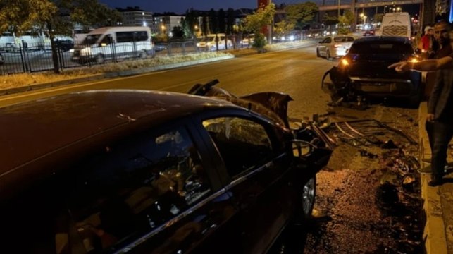 Bingöl'de zincirleme kaza: 5 kişi yaralandı