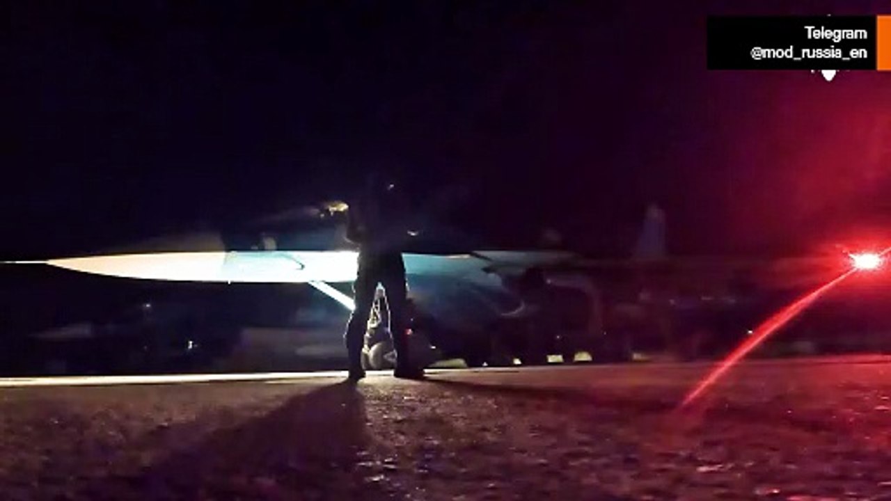 Video: Russische Su-34 valt tijdelijke positie van Oekraïense strijdkrachten aan met geleide bommen