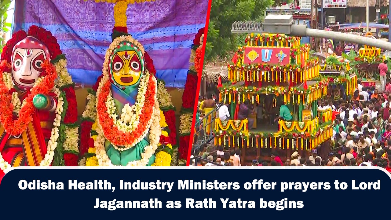 Odisha Health, Industry Ministers offer prayers to Lord Jagannath as Rath Yatra begins