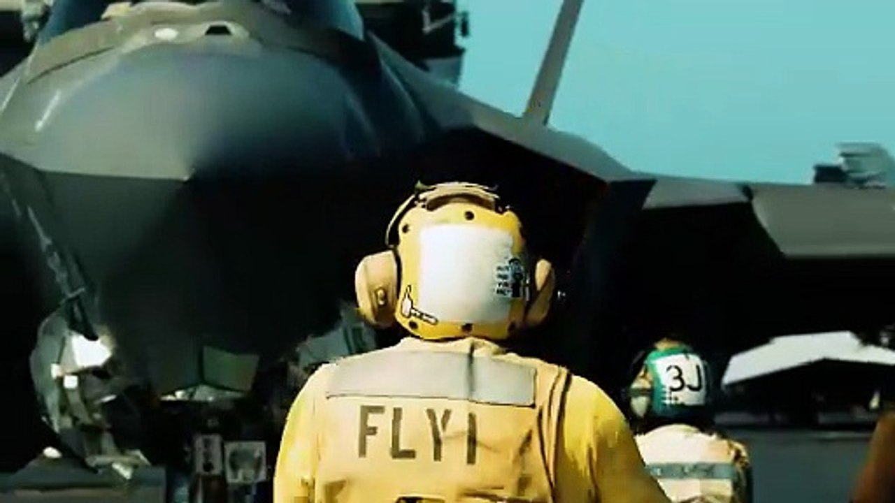 Nimitz-class aircraft carrier USS George Washington (CVN 73)