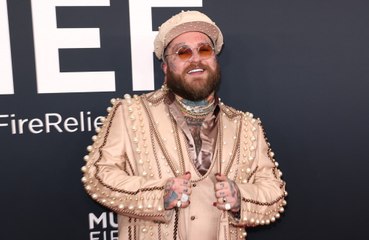 Music star Teddy Swims becomes a dad