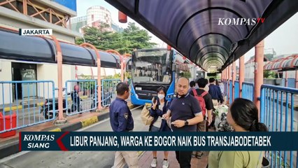 Libur Panjang, Warga Antre Naik Bus Transjabodetabek Rute Baru Blok MBogor