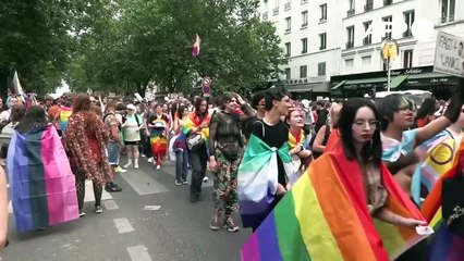 Les images de la marche de la gaypride 2024 à Paris, désormais nommée la Marche des fiertés
