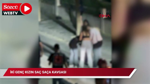 İki genç kızın saç saça kavgası