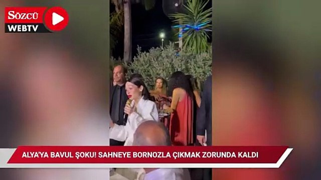 Alya'ya bavul şoku! Sahneye bornozla çıkmak zorunda kaldı