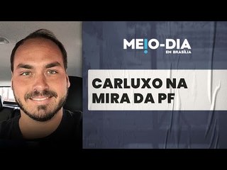 Carlos Bolsonaro é alvo de operação da PF
