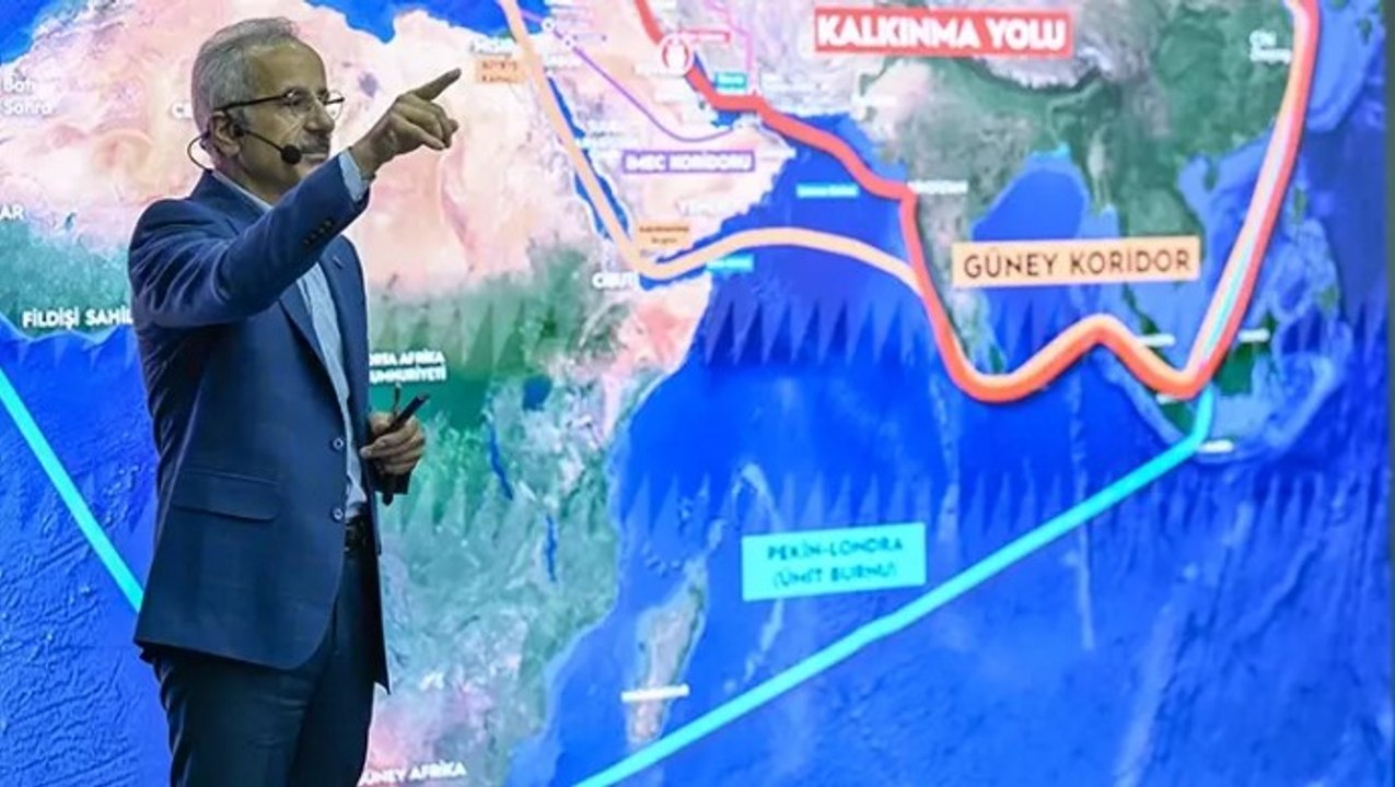 Bakan Uraloğlu, Orta Doğu’nun Orta Asya ve Avrupa ile Bağlantısı Oturumu’nda açıklamalarda bulundu