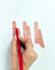 What your fingers say about love 💘