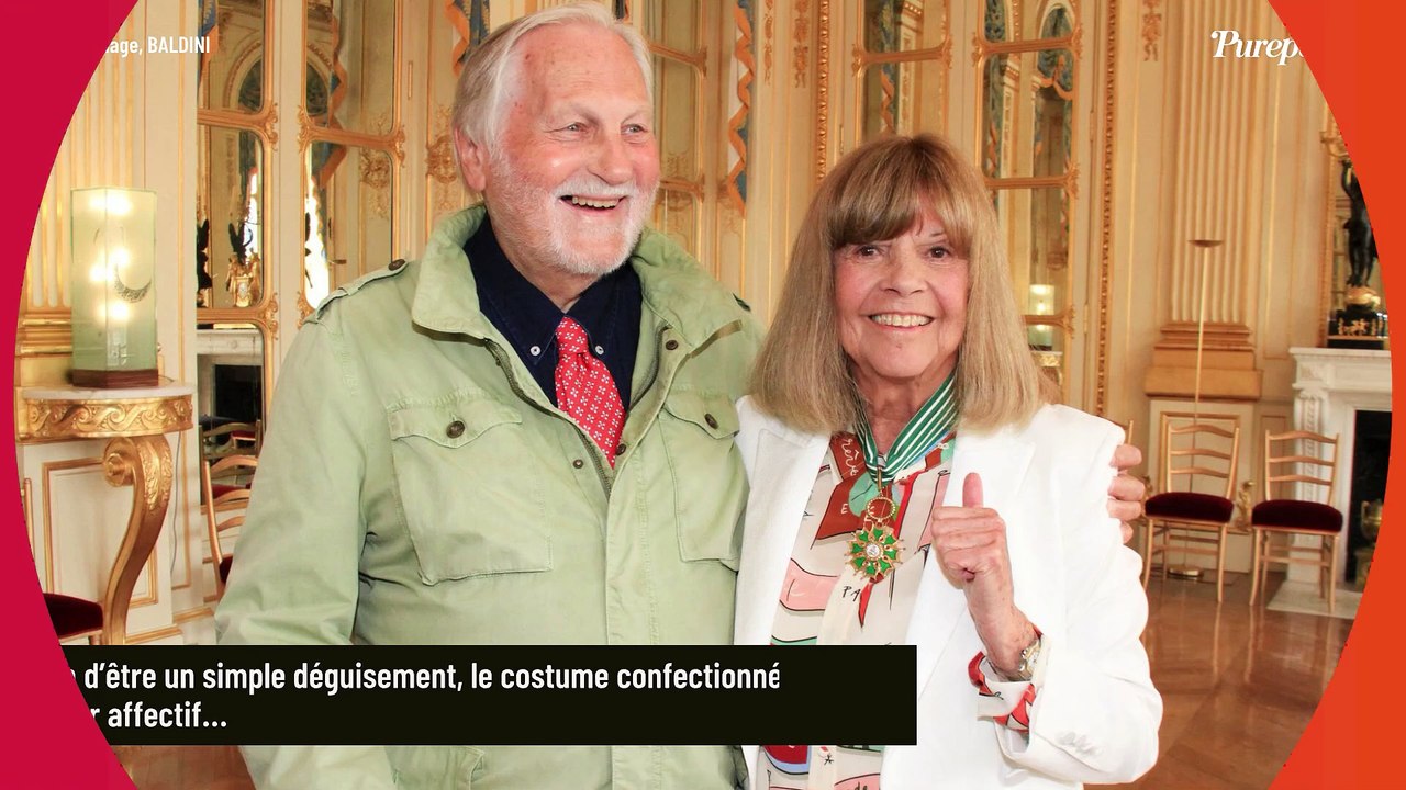 Une icône de la chanson française s'est fait voler un bien précieux, Julien Doré arrange la situation : "C'est Bibi qui offre, c'est normal"