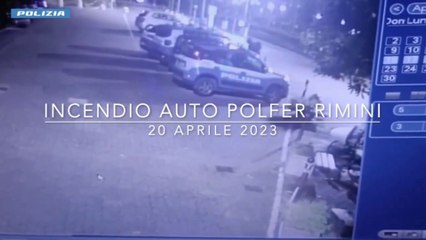 Incendio di due auto della Polfer di Rimini, perquisiti 15 anarchici