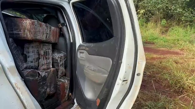 PF, BPFron e BPMOA apreendem quase uma tonelada de maconha em Santa Tereza do Oeste