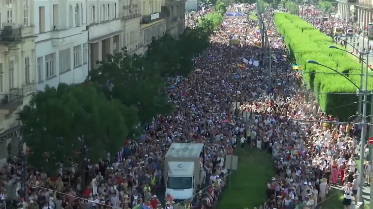 Budapest Erupts: LGBTQ+ Ban Sparks Massive Demonstration Against Hungarian Government
