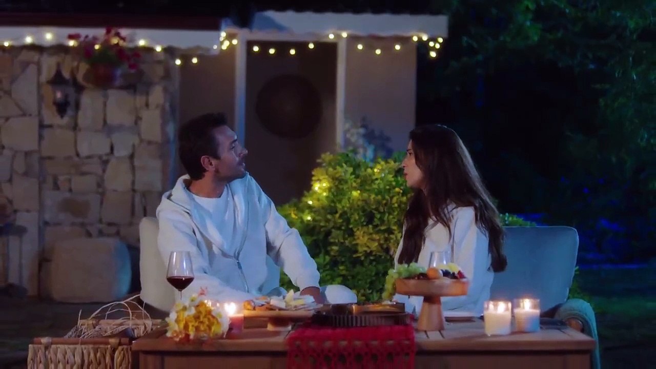 مسلسل فندق الاحلام حلقة 21 مدبلجة