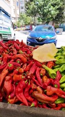 Vali Hasan Şıldak’tan Pazar Esnafına Ziyaret