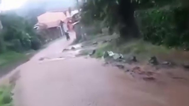 tn7-Intensas lluvias de las últimas horas provocaron inundaciones y deslizamientos en diferentes puntos del país-280625