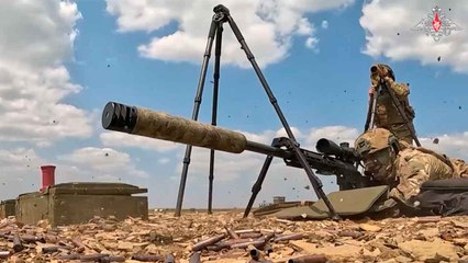 Drooninmetsästäjät: Video näyttää Venäjän armeijan ampumaharjoituksen