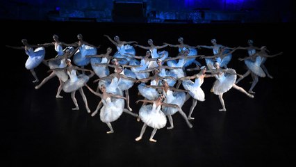 Efes Antik Kenti'ndeki festival, kapılarını ‘Kuğu Gölü ile açtı