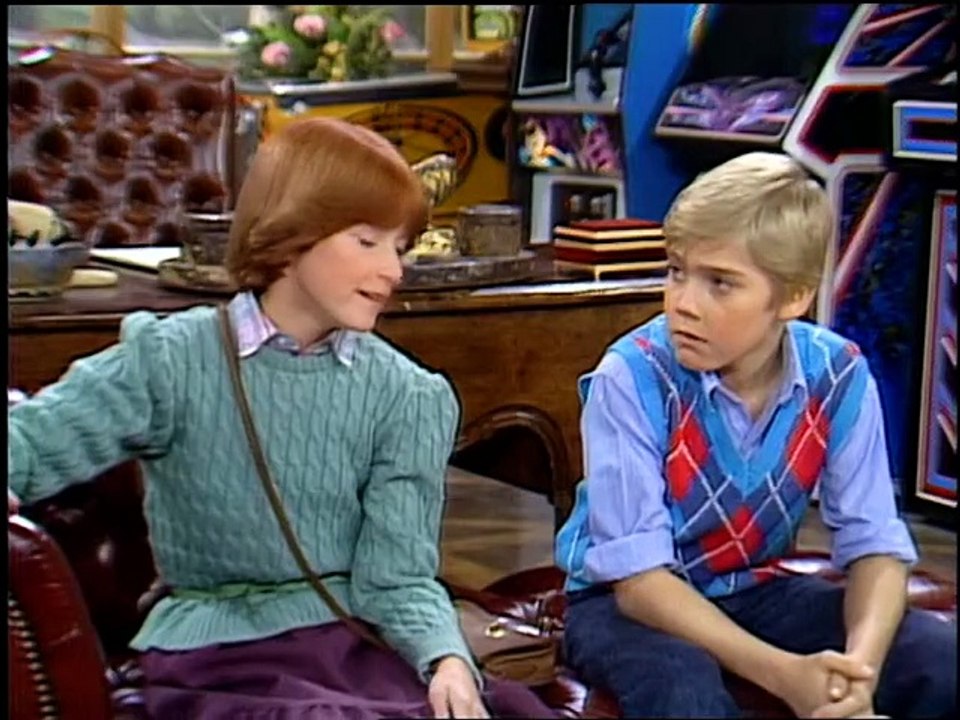 silver spoons- S01 E116 - The Toy Wonder