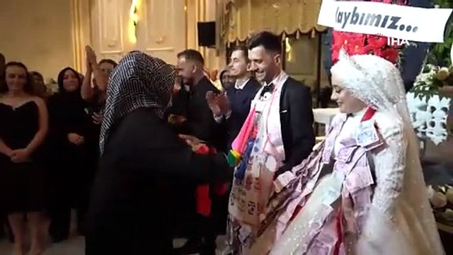 Düğün salonuna sahte imam ve cenaze çelengiyle gelip düğünü cenazeye çevirdiler