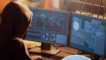 Cyber Thugs ने प्रोफेसर को लगाया 2 करोड़ का चूना