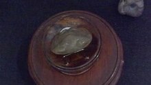 玉鷹   紅山珍寶 玉而富