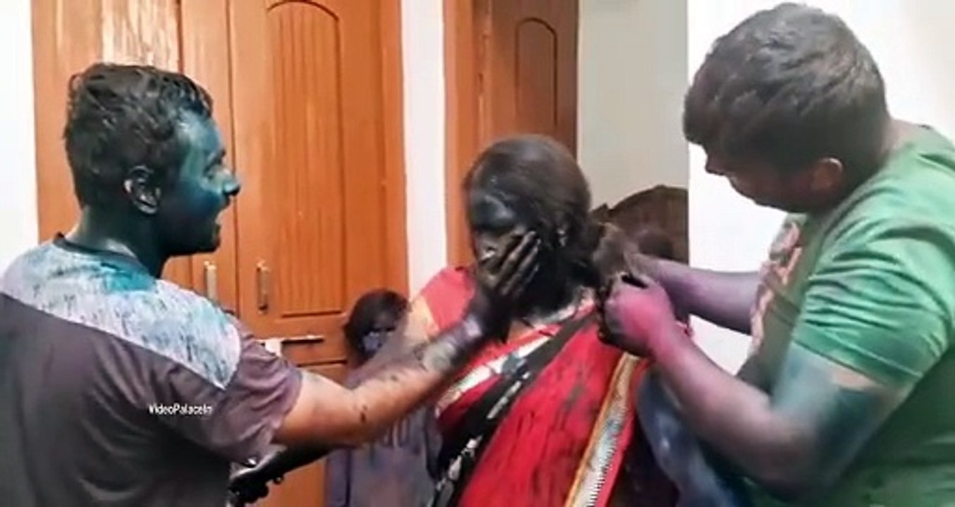 Indian Bhabhi Holi Celebration With Her Brother in Laws - VideoPalaceIn