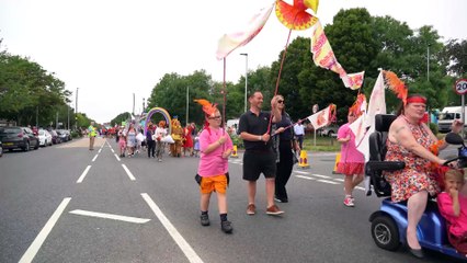 Paulsgrove and Wymering Carnival - by Alec Chapman