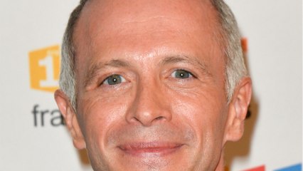 “Pas une bonne décision” : Samuel Étienne déplore la fin de Questions pour un champion en semaine… et il ne s’en cache pas !