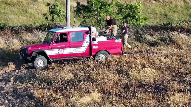 Fire crews battle crop blaze on farm in South Downs