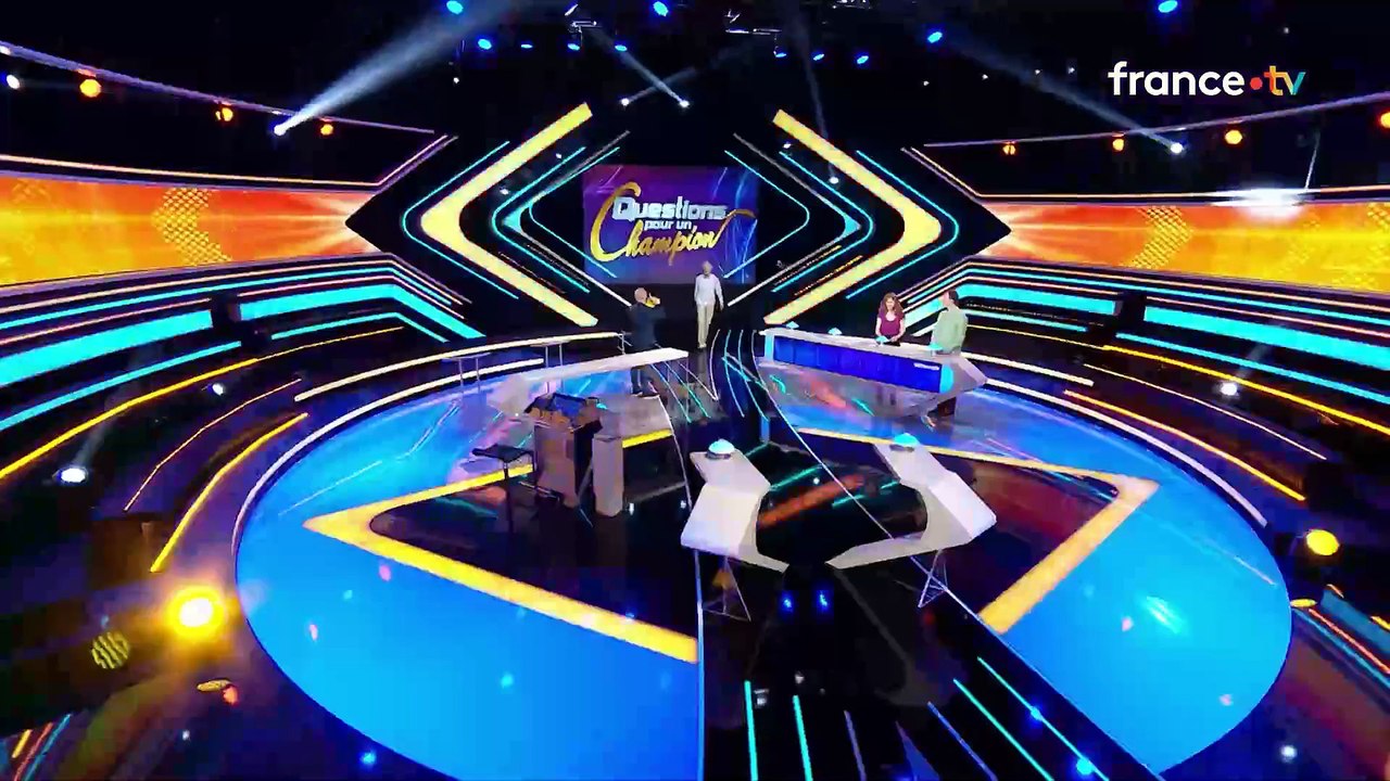 Questions pour un champion avec Samuel Etienne sur France 3