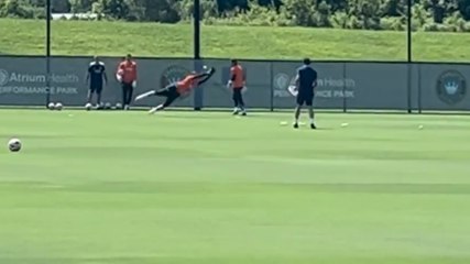 Inter, lo strano allenamento dei portieri: racchette e palle da tennis