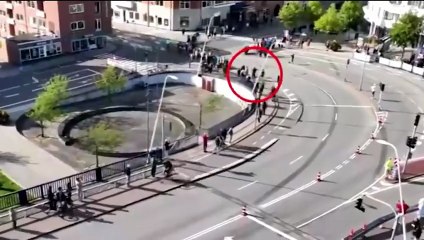 Pedersen choca con un adolescente en la ITT de Dinamarca