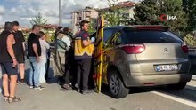 D-100’de otomobil bariyerlere çarptı