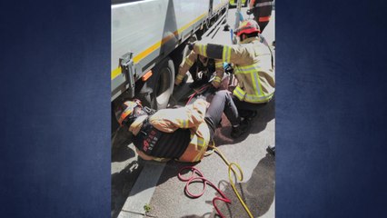 전주서 차량 정비하던 60대 중상..."차축 내려앉아" / YTN