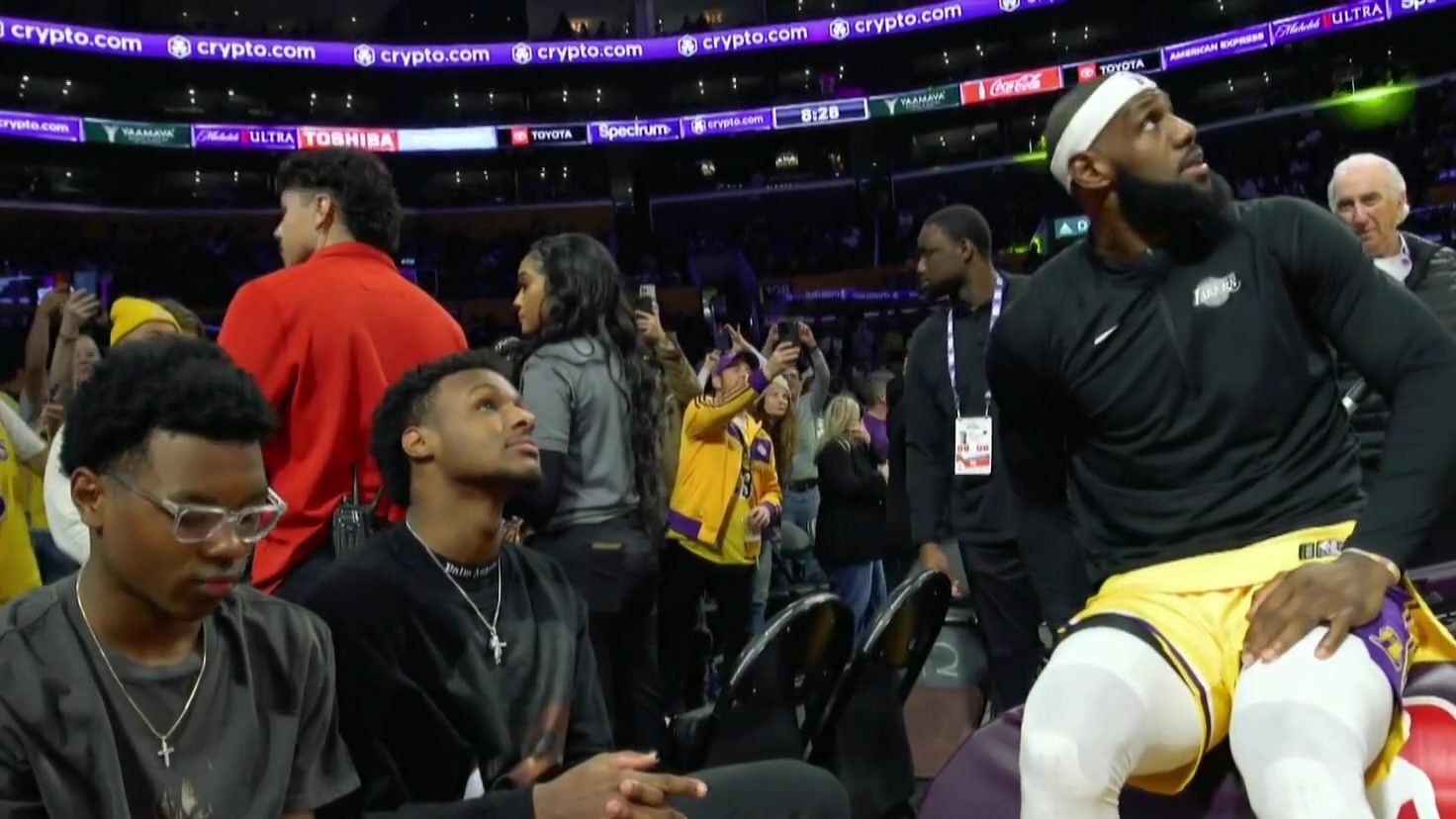 AR 29 LEBRON JAMES OOV