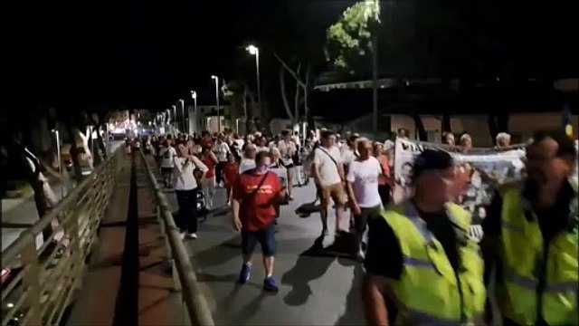 Strage di Viareggio, 16 anni dopo: in migliaia al corteo