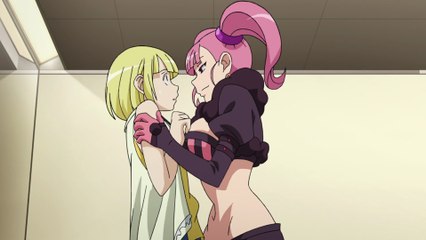 Captain Earth / キャプテン・アース | Moco x Amara: KISS OF DEATH / モコ x アマラ：キッス オブ デス