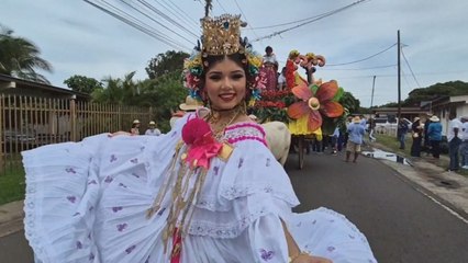Aguadulce celebra con colorido desfile las festividades de San Juan Bautista 2025