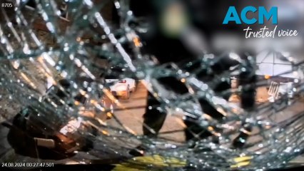 Patient smashes windscreen, assaults paramedics in London