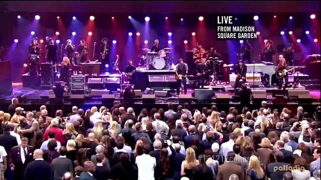 Land of Hope and Dreams...Wrecking Ball - Bruce Springsteen & The E Street Band (live)