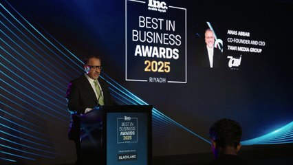 لماذا ارتديتُ ربطة عنق خضراء وتحدثتُ بالعربية في الرياض؟