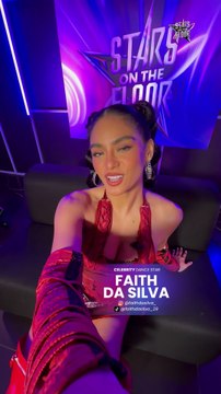 Stars on the Floor: 'Pass the phone' challenge with the celebrity dance stars | Online Exclusive