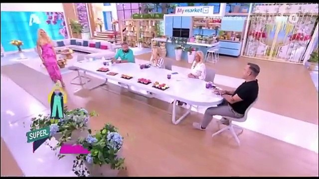 Κατερίνα Καινούργιου: Η περιπέτεια της στην Πάρο και τα μηνύματα που αντάλλαξε με τον Λιάγκα