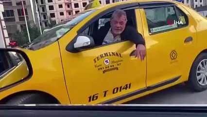 Bursa'da taksicilerin 'bekleme yapma' kavgası kamerada!