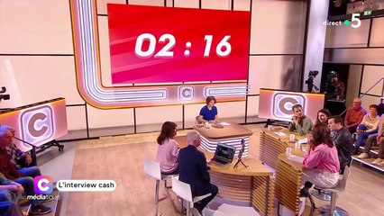 Samuel Etienne évoque son salaire pour Questions pour un champion dans C médiatique