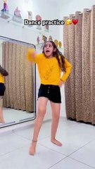 Dance_practice_😘♥️#kashishpatel_#dance_#dancepractice_#shortsfeed_#bollywood(360p)