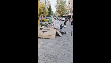 Karşıyaka'da çöp tepkisi: Bu görüntüler çok konuşulur